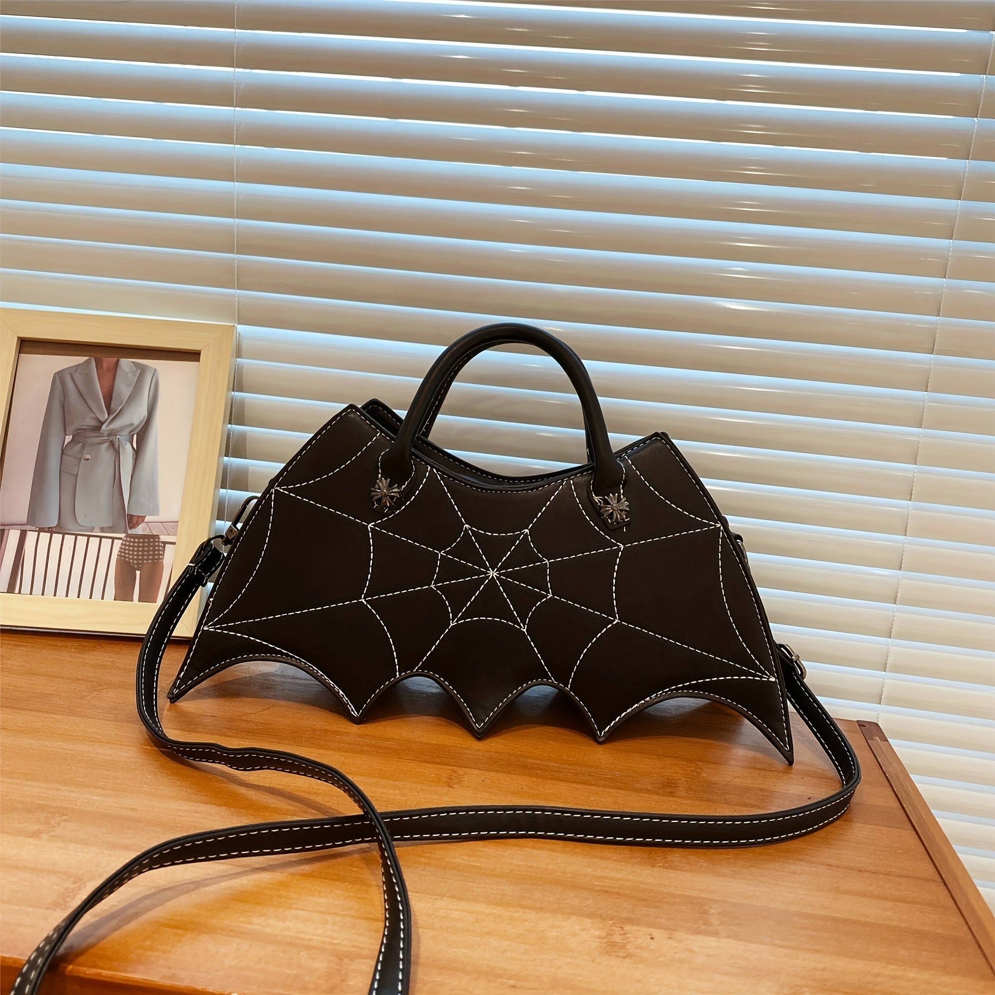 Bat Wing Shaped Crossbody Bag, Halloween Novelty Handbag, Gothic PU Leather Coin Purse